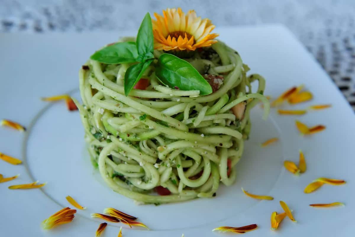 Is zucchini pasta keto friendly