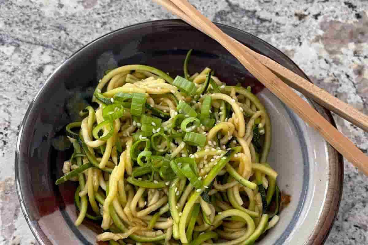 Organic Zucchini Noodles with Marinara Sauce